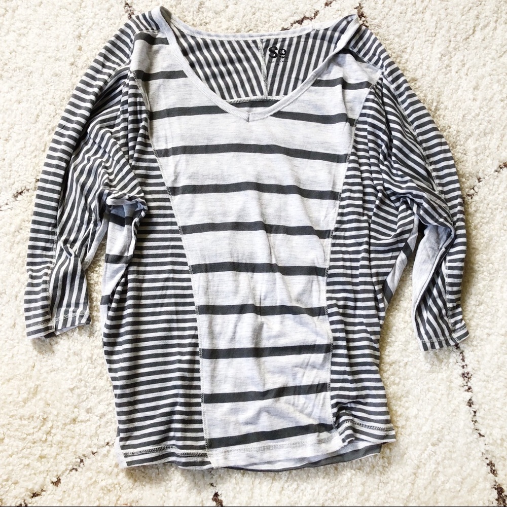 SO Black and White Striped Half Sleeved Dolman Top Size Medium Casual Neutral